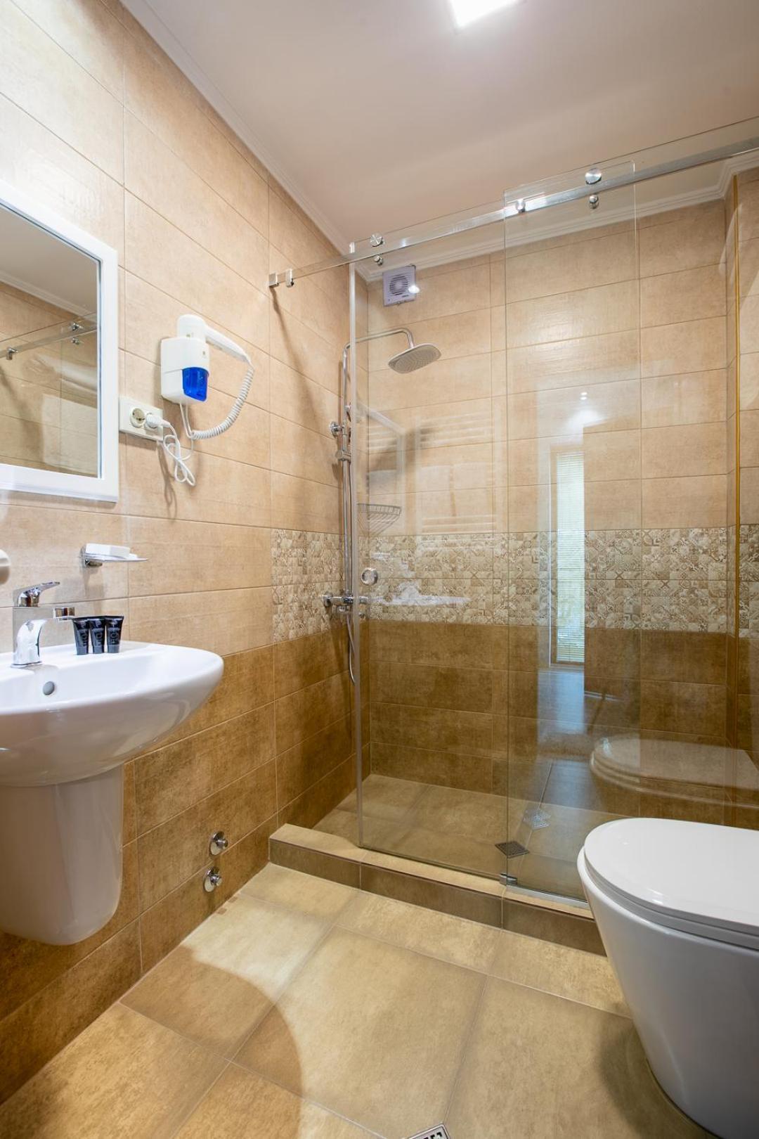 Hotel Gold Tower Mestia Kamer foto